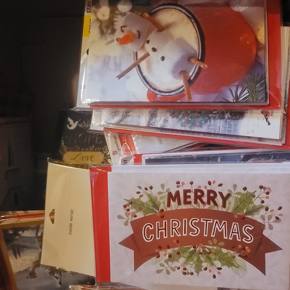 10 Christmas card packages Retail up to $8 each! Many aval! Same/next day ship - Picture 3 of 8